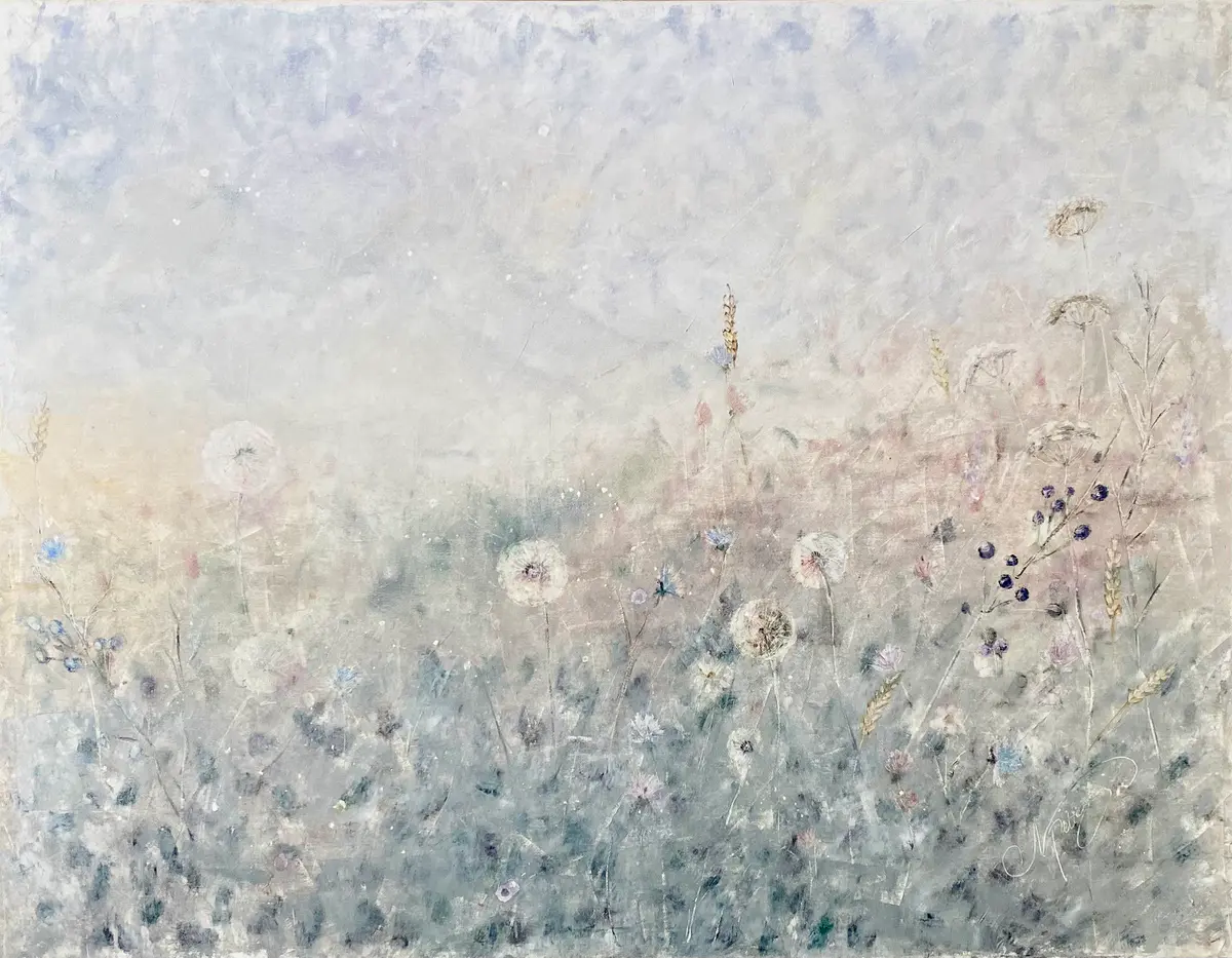 Drömsk Äng i Gryningens Ljus - Olja - Abstract Expressionism - 90×70 cm av Selene Caspian